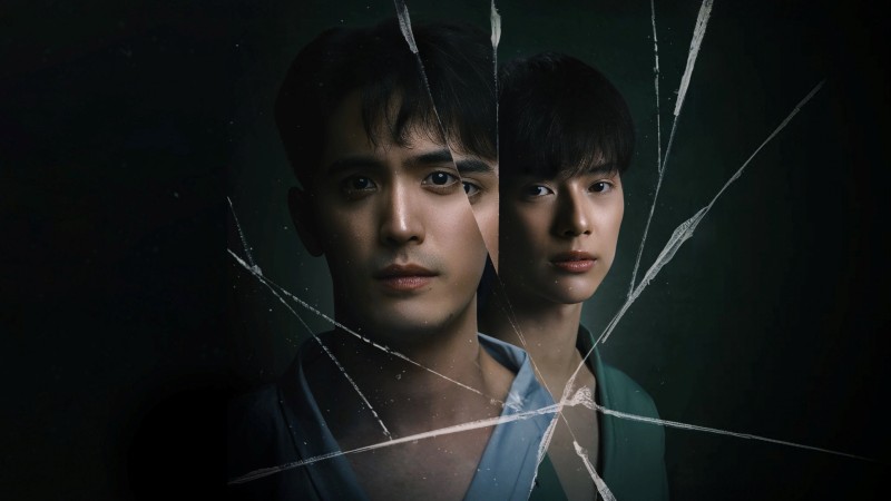 Xem Phim Ai Ở Trong Gương, Mystique in the Mirror 2025