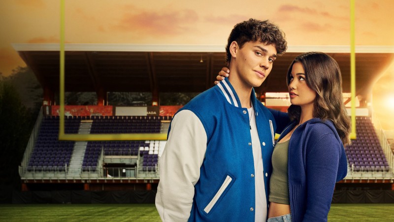 Xem Phim Bên Lề: Chàng Tiền Vệ Và Tôi, Sidelined: The QB and Me 2025