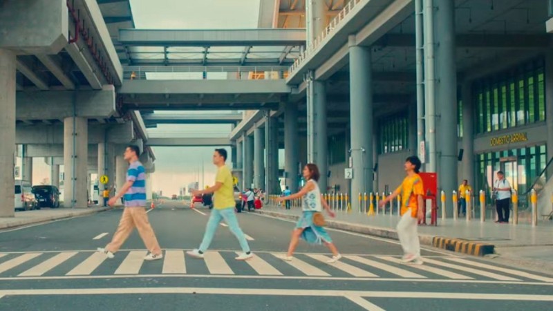 Xem Phim ConMom, ConMom 2025