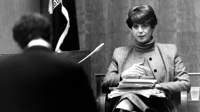 Xem Phim Điên, Không Mất Trí, Crazy, Not Insane 2020