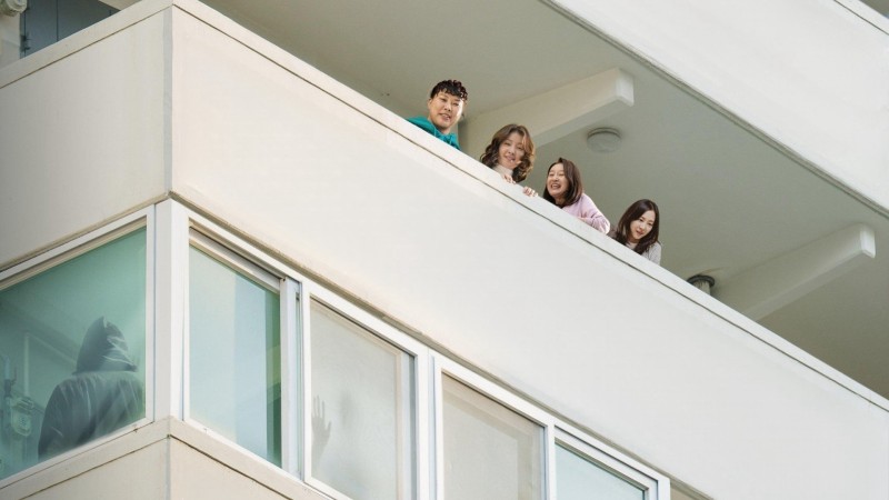 Xem Phim Holmes Của Khu Phố, Salon De Holmes 2025