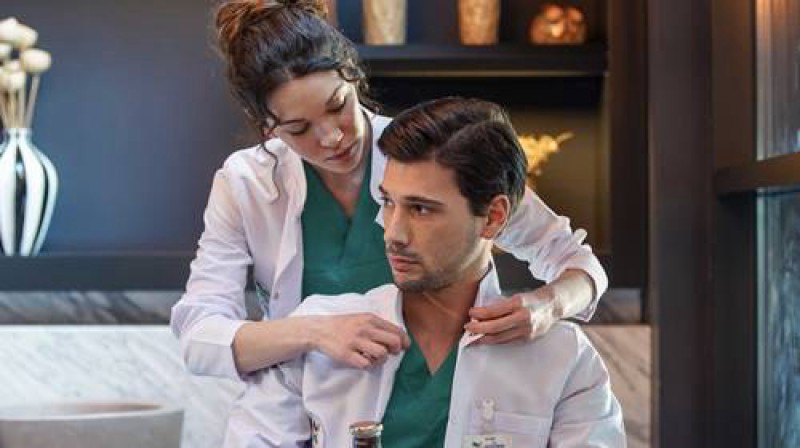 Xem Phim Người Thầy Y Đức (Bản Thổ Nhĩ Kỳ), Kasaba Doktoru 2022