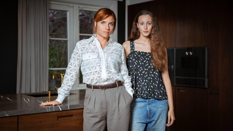 Xem Phim Khách Sạn Vườn Xoài, Mango 2025