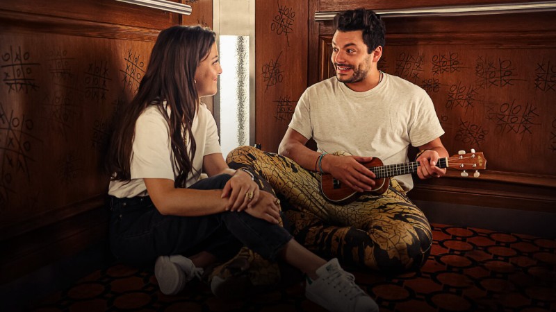 Xem Phim Năm mới kẹt với nàng, Stuck with You 2022 Xem Phim Năm mới kẹt với nàng, Stuck with You 2022