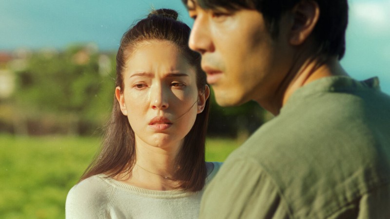 Xem Phim Những mảnh vỡ của ký ức cô, Shards of Her 2022 Xem Phim Những mảnh vỡ của ký ức cô, Shards of Her 2022