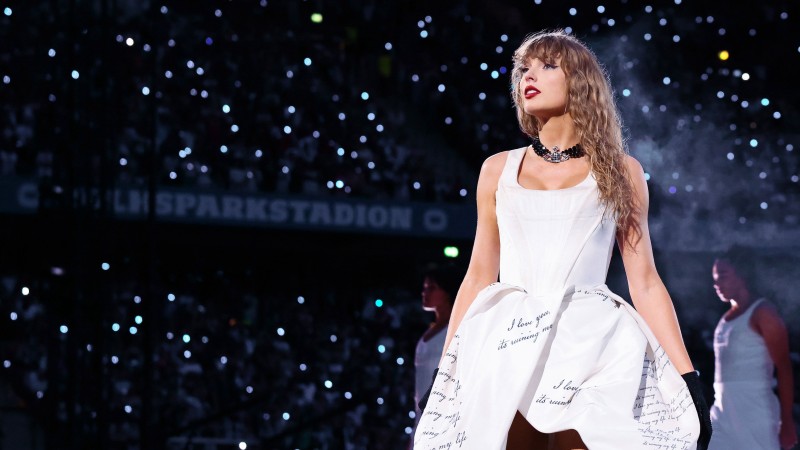 Xem Phim Taylor Swift : The Eras Tour - Show Kết Màn, Taylor Swift | The Eras Tour | The Final Show 2025