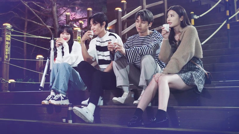 Xem Phim Thư Tình Bí Mật, Love in Black Hole 2021