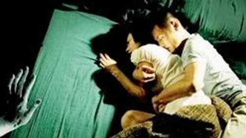 Xem Phim Yêu người chết, In Love with the Dead 2007