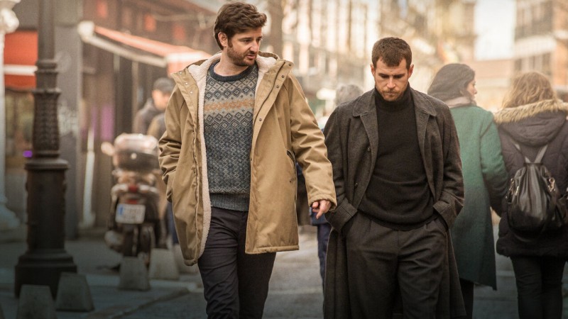 Xem Phim Yêu từ nụ hôn đầu, Love at First Kiss 2023