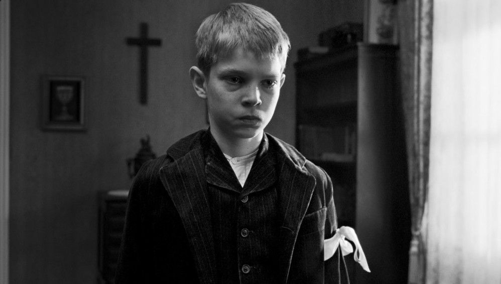 Xem Phim The White Ribbon (Dải Ruy Băng Trắng) (2009), 2009 Xem Phim The White Ribbon (Dải Ruy Băng Trắng) (2009), 2009