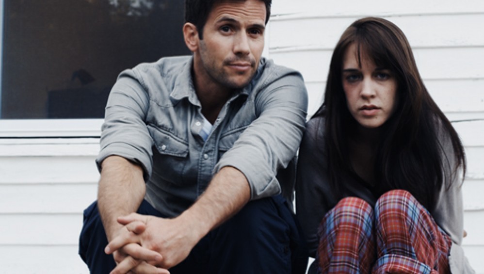 Xem Phim Nhà Quỷ - House of Good and Evil - 2013, 2014 Xem Phim Nhà Quỷ - House of Good and Evil - 2013, 2014